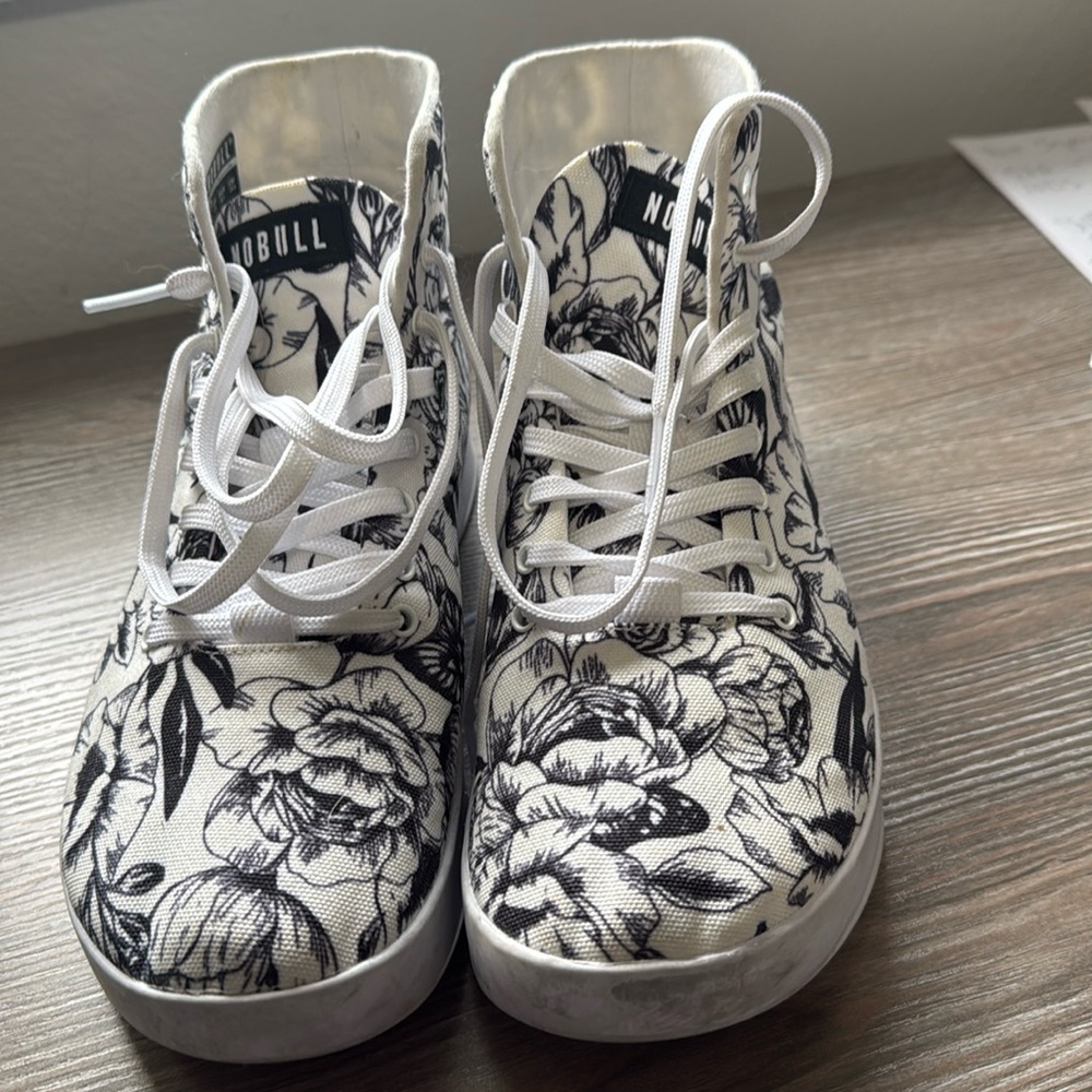 Nobull Canvas Women’s Butterfly Trainers